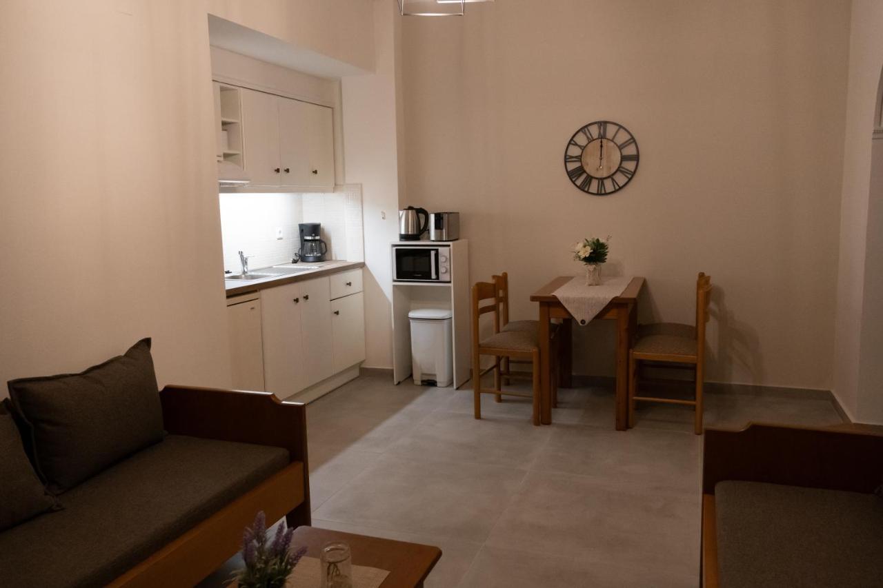 Aspri Petra Apartments อนาลิปซี ภายนอก รูปภาพ