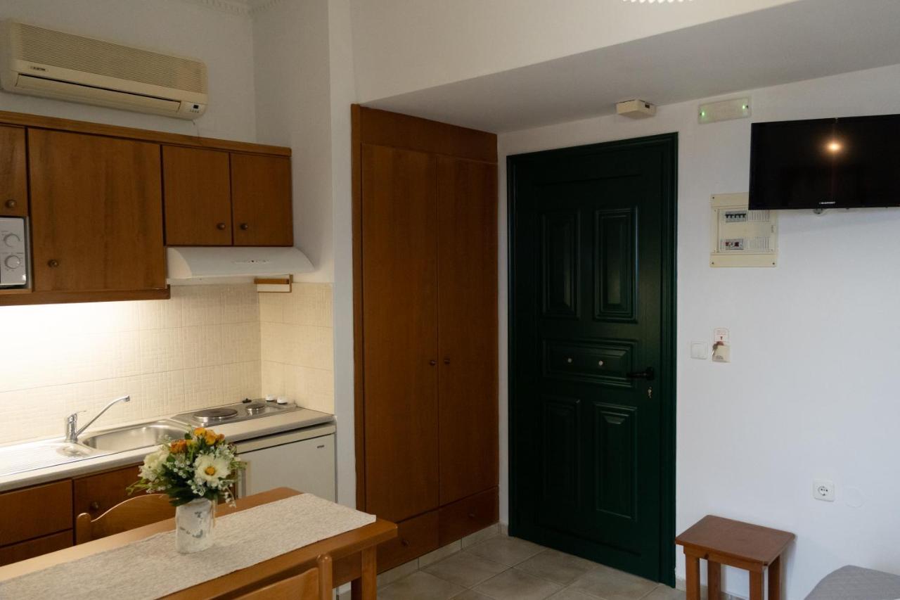 Aspri Petra Apartments อนาลิปซี ภายนอก รูปภาพ